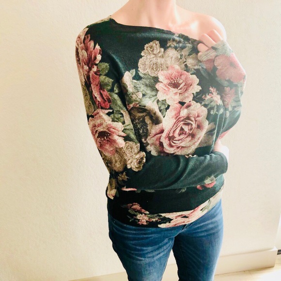 😻Last Large! Green Floral Off Shoulder Sweater - Picture 4 of 8